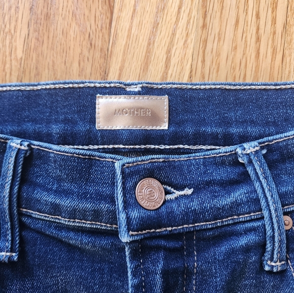 Mother The Insider Crop Fray in Home Movies - Picture 2 of 5